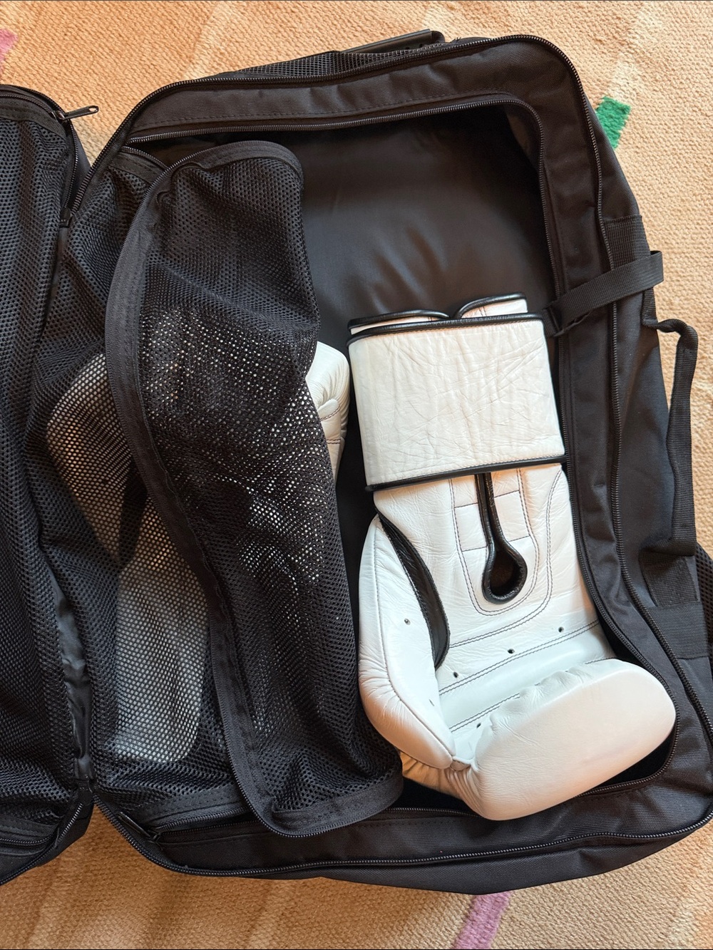 Black Superare Diario Boxing Sports Backpack - Picture 3 of 6